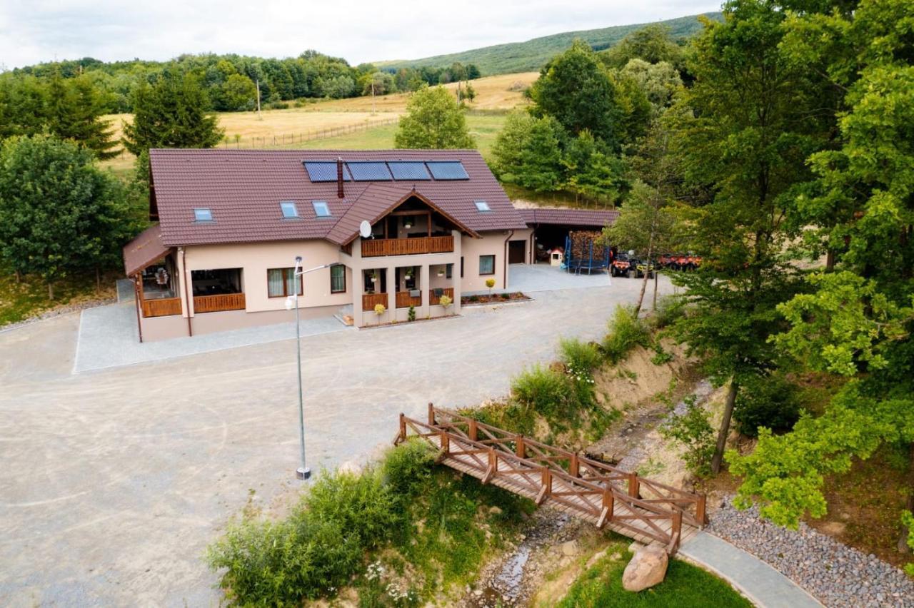 Transylvanian Relax House Lupeni  Exterior photo