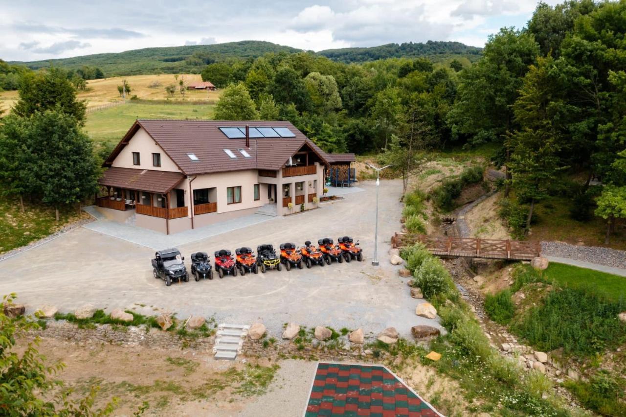 Transylvanian Relax House Lupeni  Exterior photo